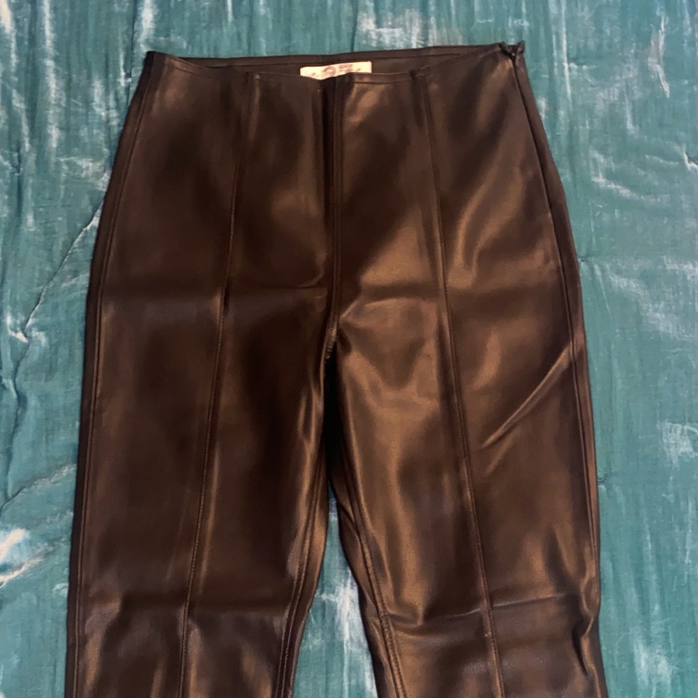 NWT!!! FREE PEOPLE BLACK LEATHER PANTS size 27